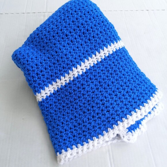Handmade Crochet Knitted Baby Crib Afghan Blanket - Royal Blue - Toddler - Soft - Picture 4 of 4